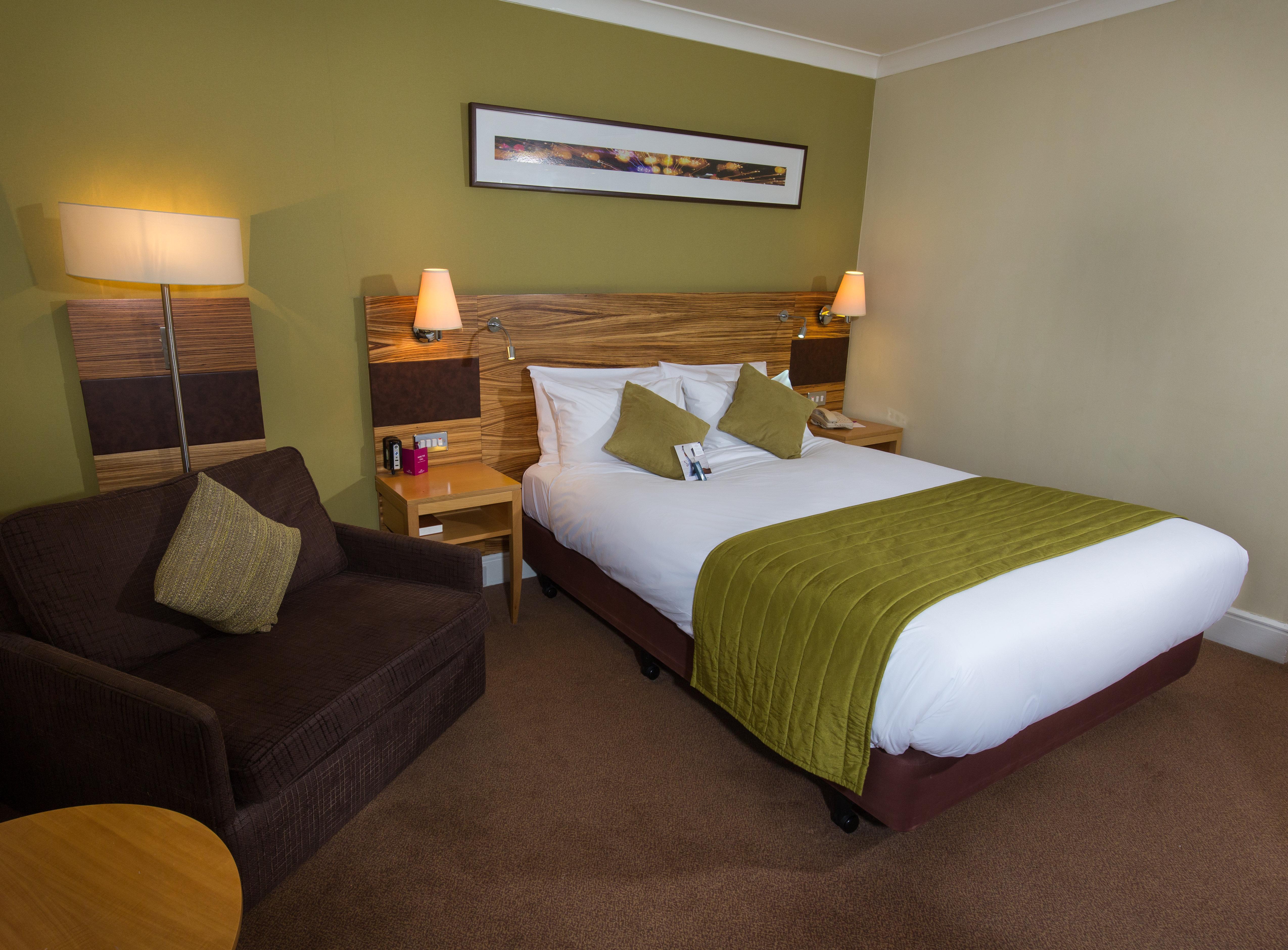 Crowne Plaza By Ihg 4*