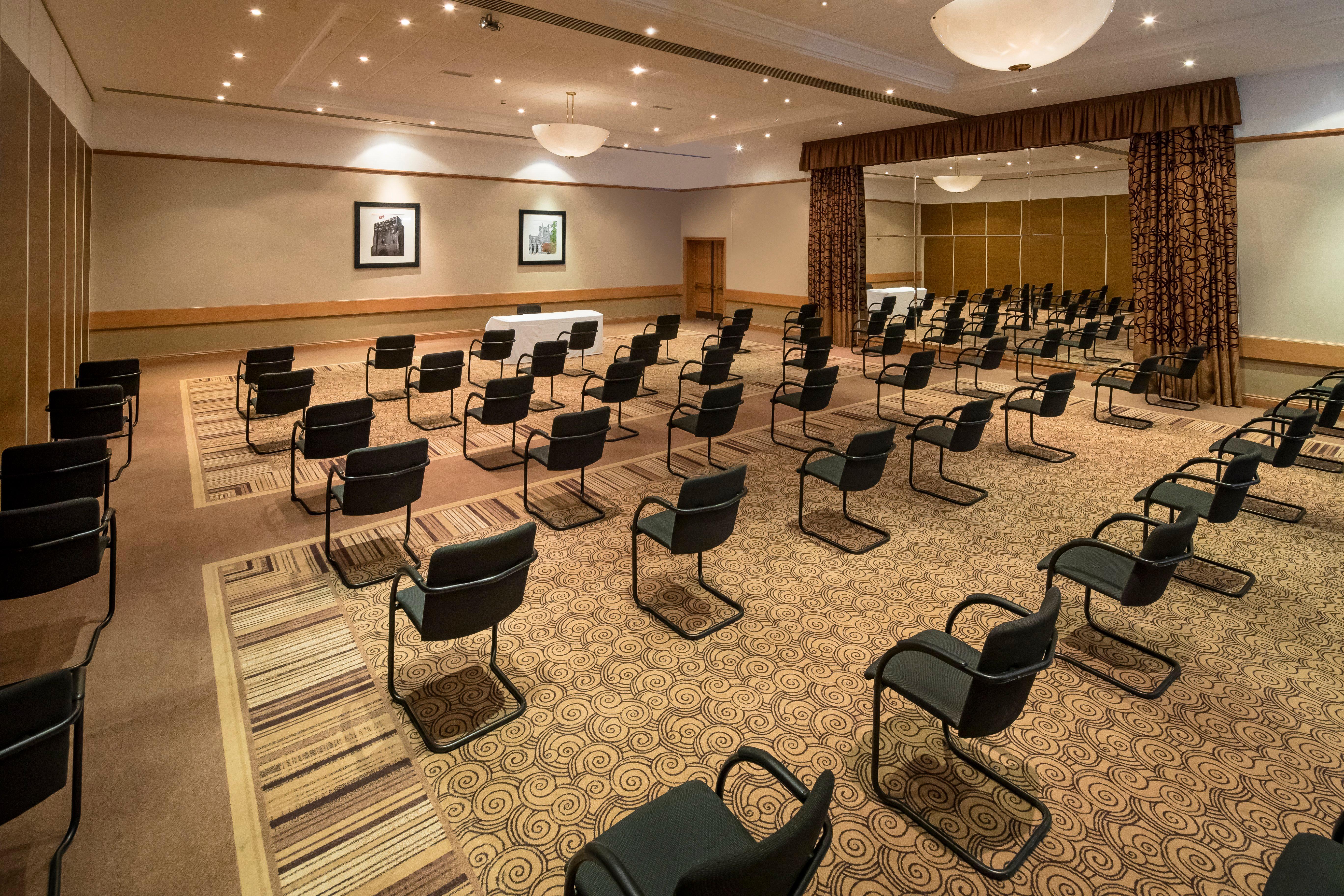 Crowne Plaza By Ihg Hotel Chester