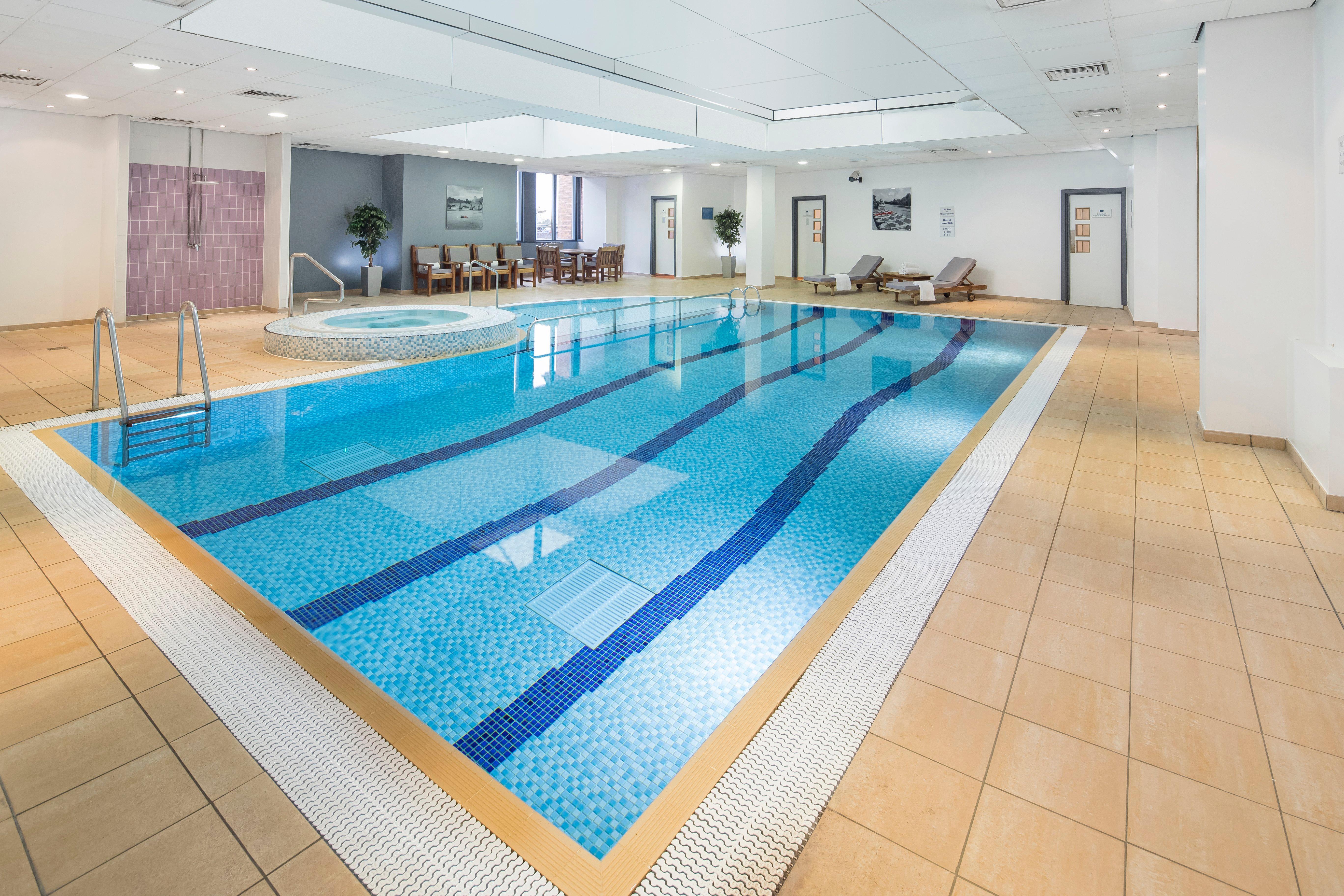 Crowne Plaza By Ihg 4*